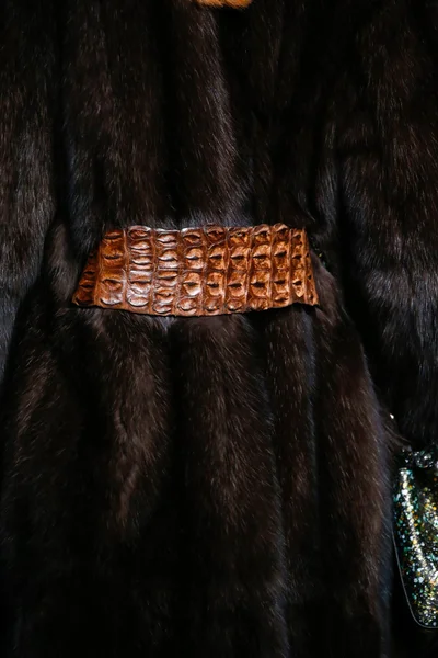 Look 50
